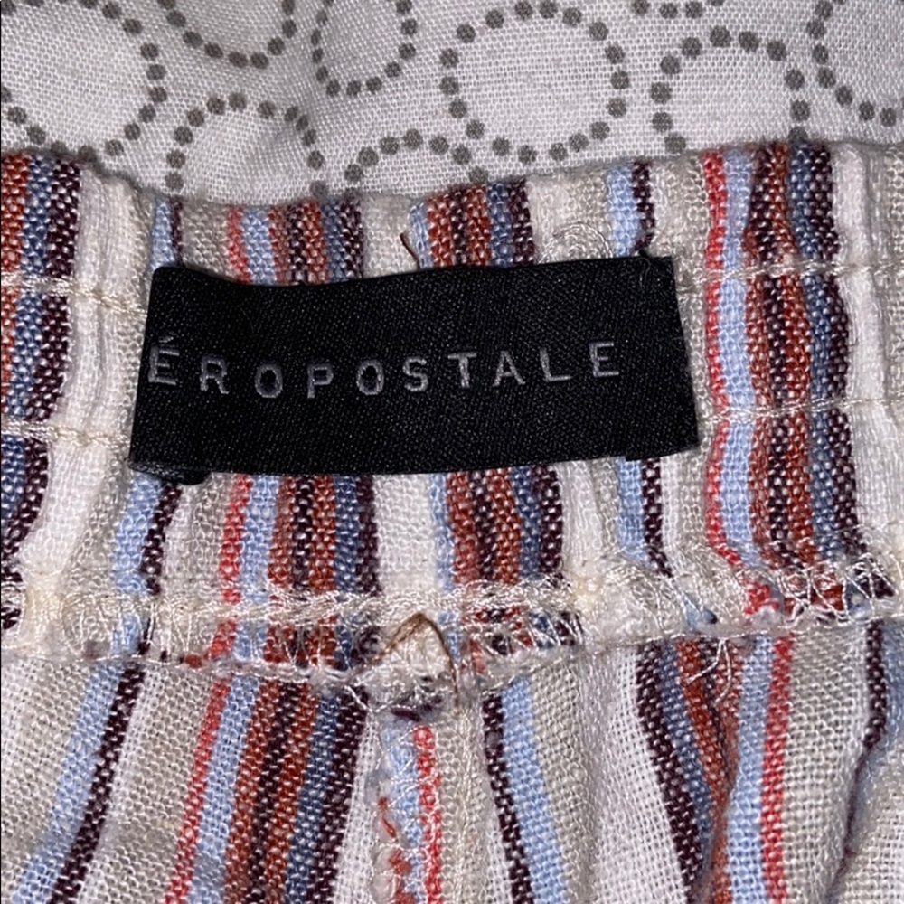 Shorts - Picture 3 of 3